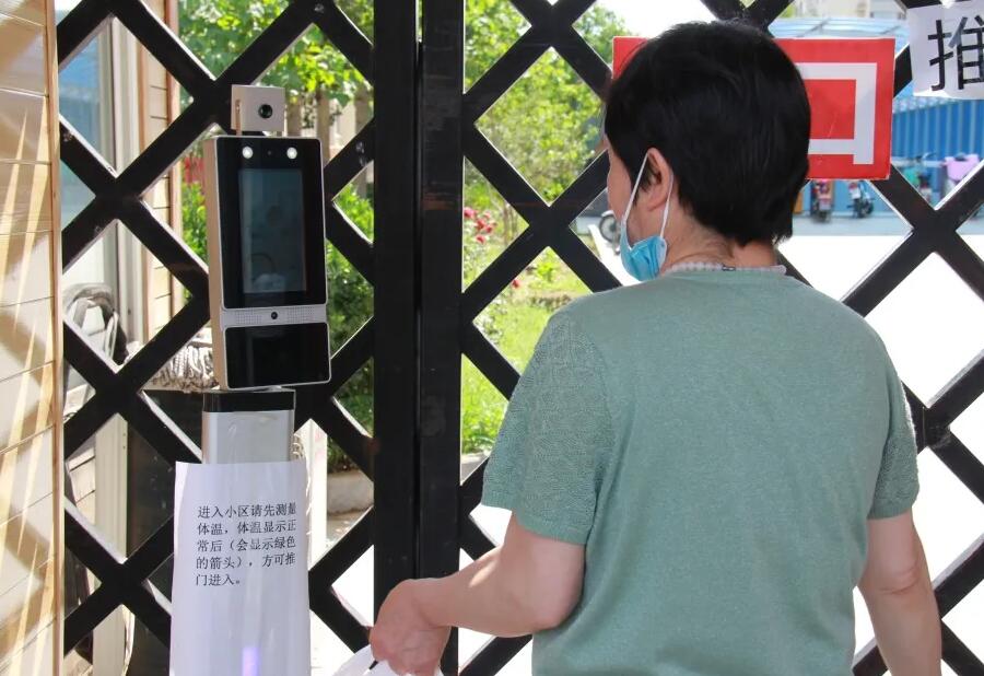北京馬昌營鎮使用人臉測溫系統